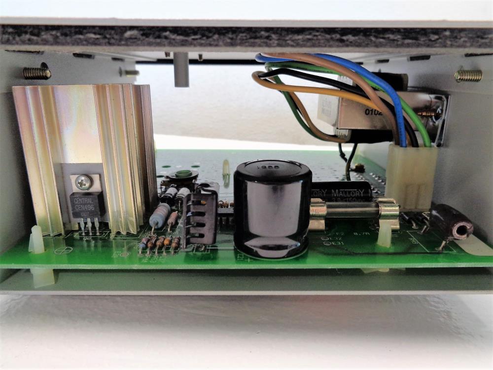 Gai-Tronics Speaker Amplifier Page Party System 751-001 w/ Enclosure 733-001